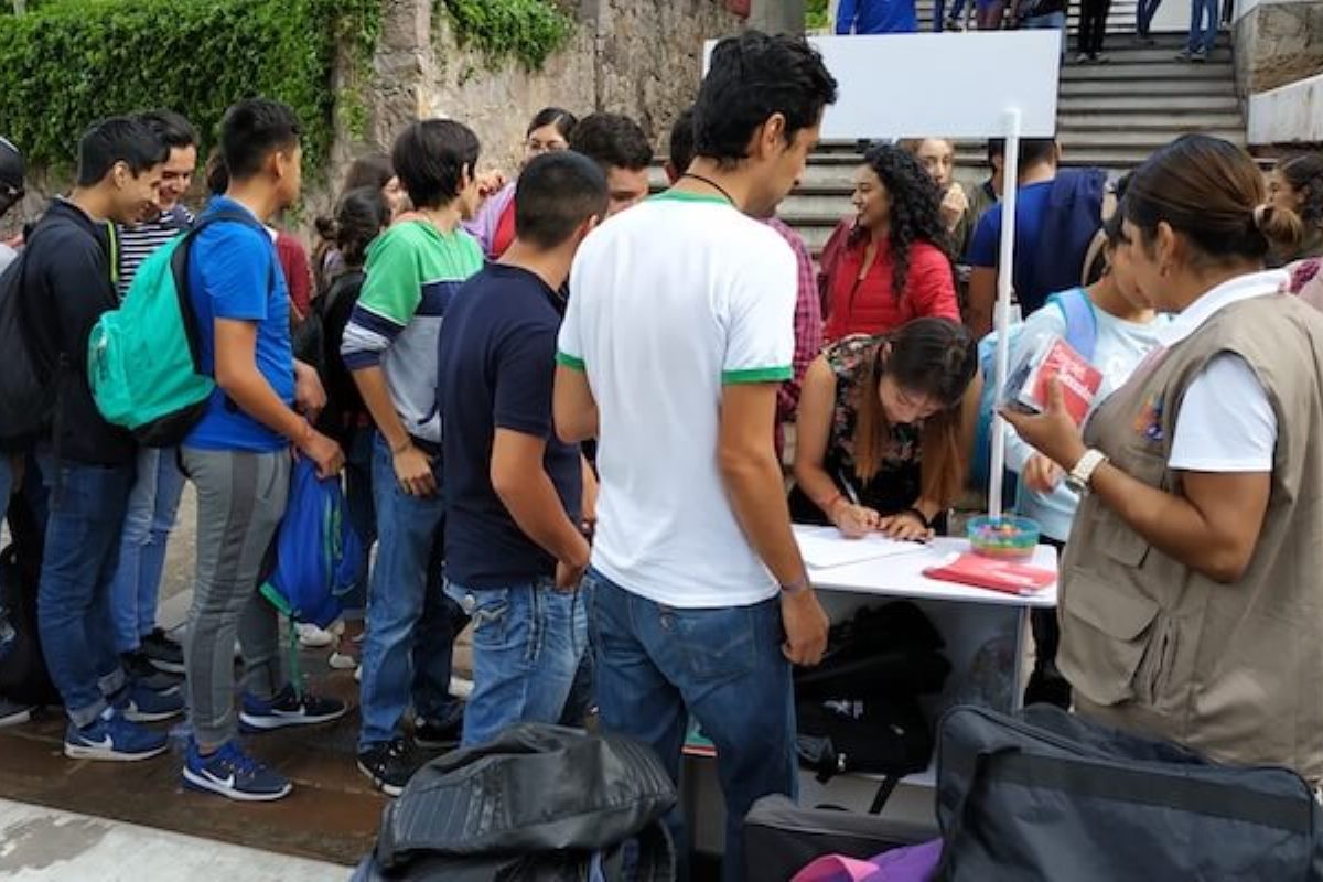 apoyo al desarrollo de adolescentes y jóvenes en guanajuato